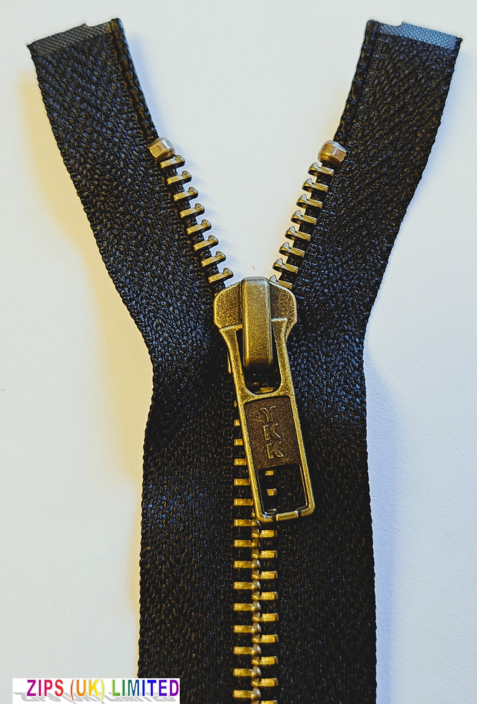 RGKBOR56 Antique Brass Heavy Weight Open End 71cm/28" Zip
