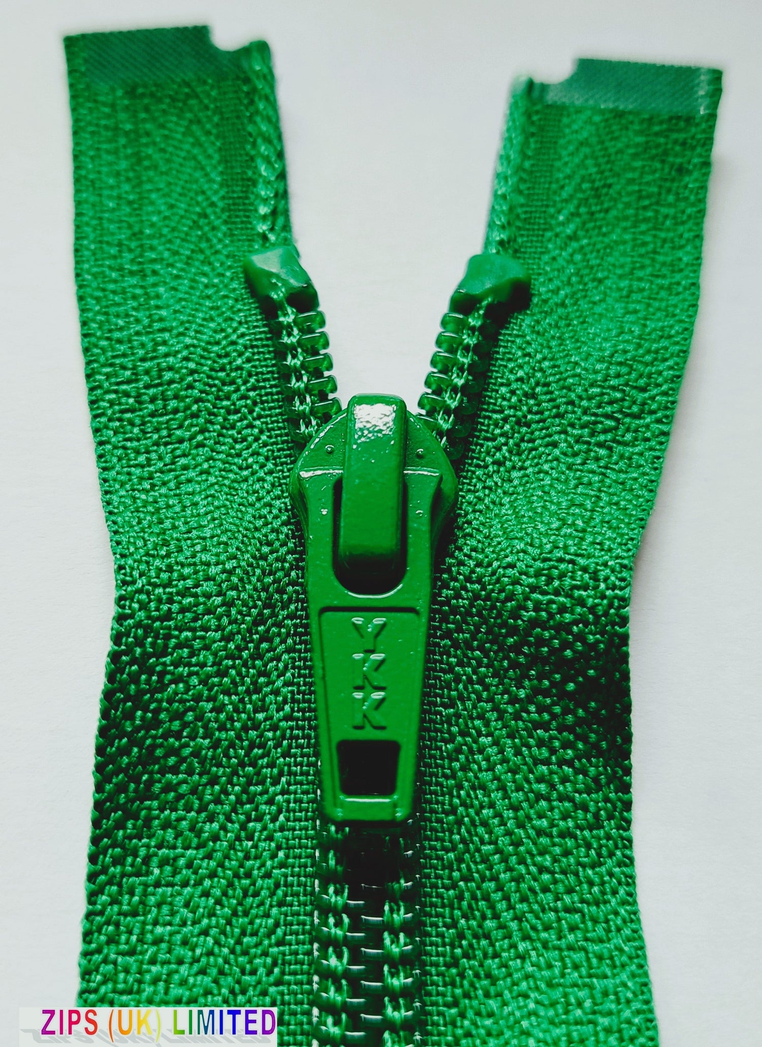 CNO56 Medium Weight Open End 36cm/14" Zip