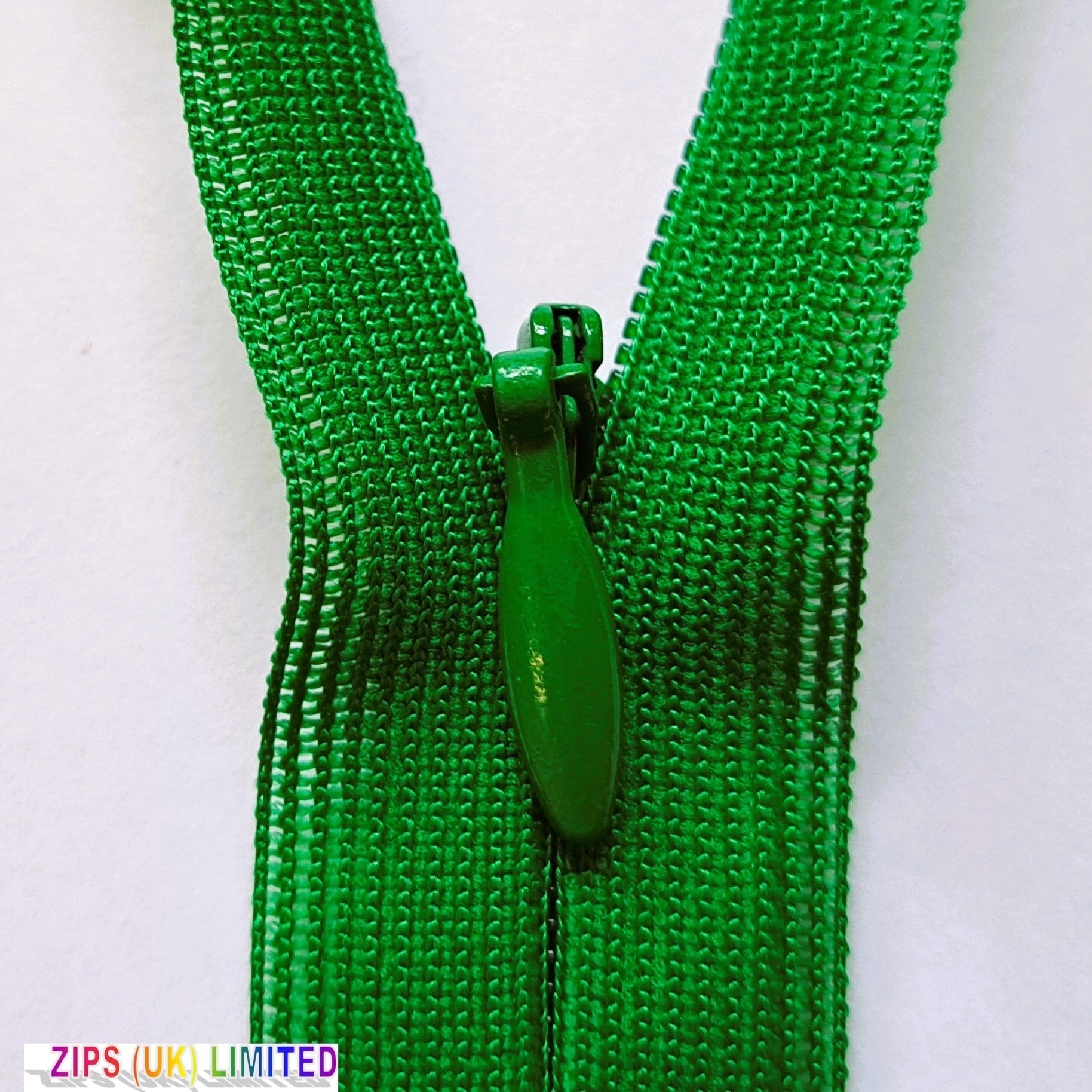 2CC Lightweight Concealed 56cm/22" Zip