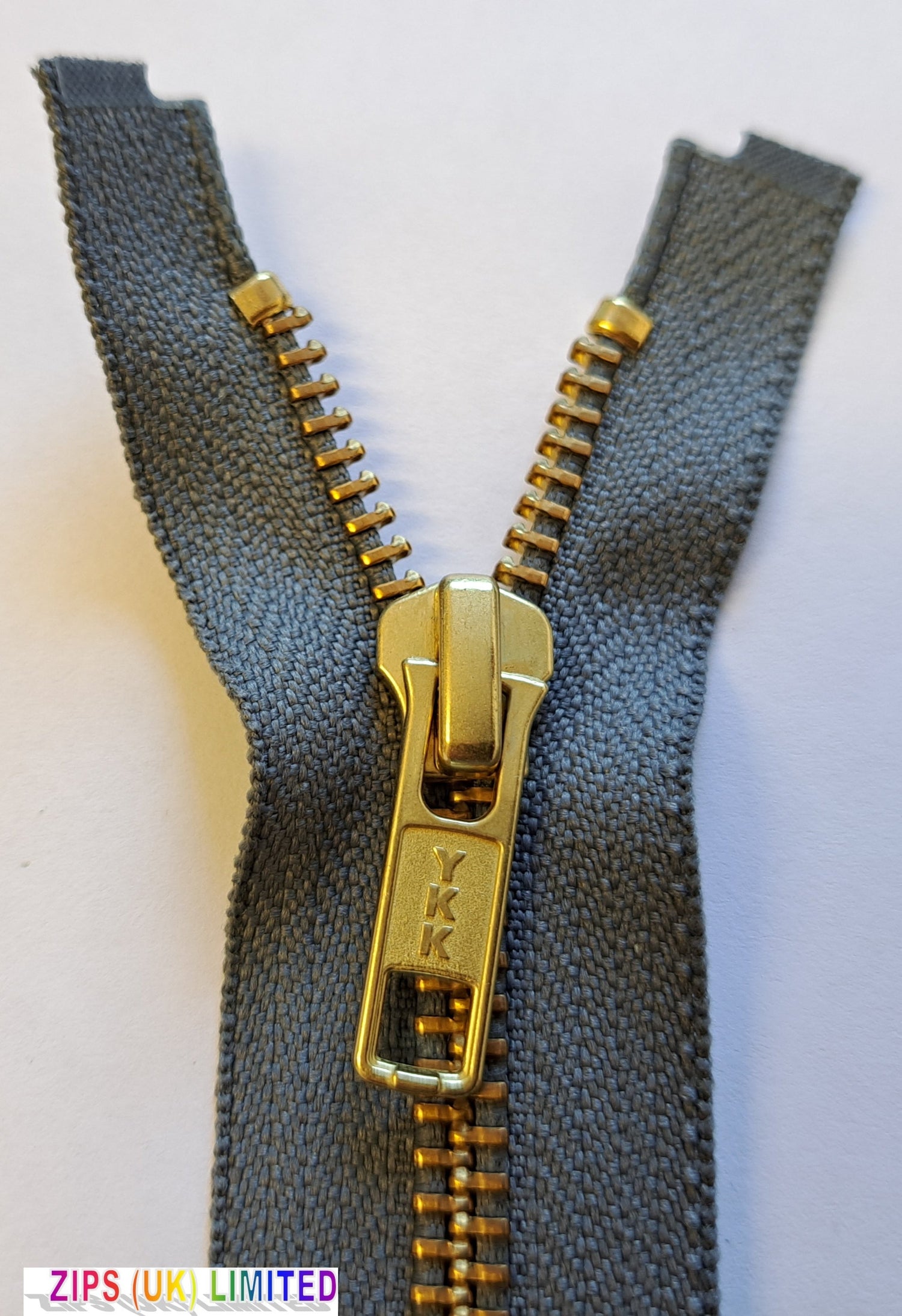 RGOR56 Golden Brass Heavy Weight Open End 56cm/22" Zip