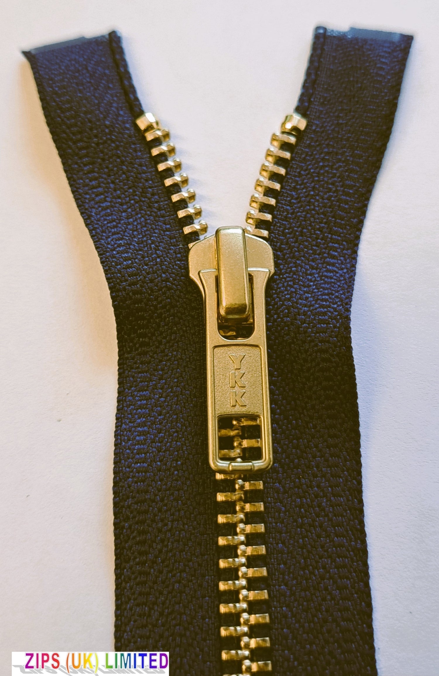 RGOR56 Golden Brass Heavy Weight Open End 61cm/24" Zip