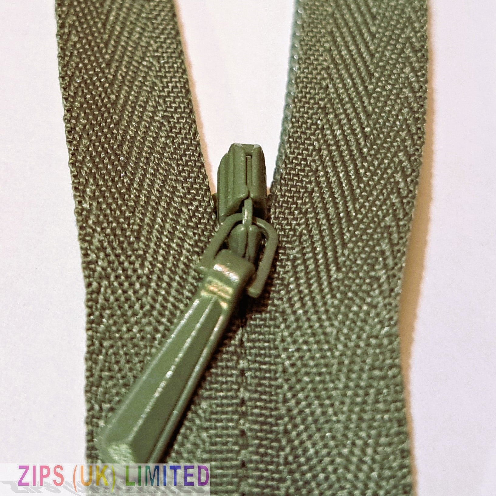 3CC Concealed Zips 41cm/16"