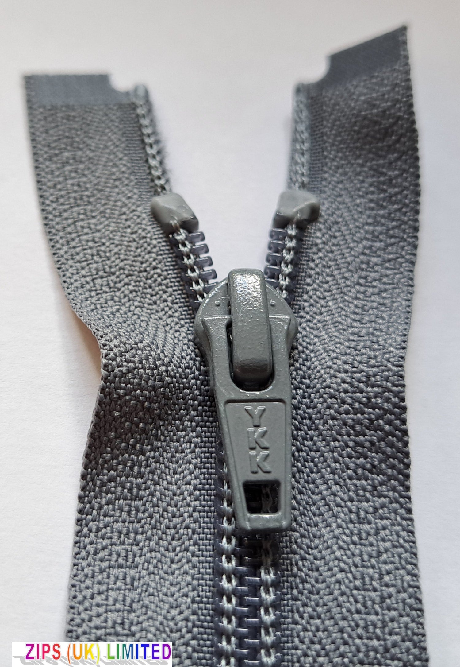CNO56 Medium Weight Open End 36cm/14" Zip