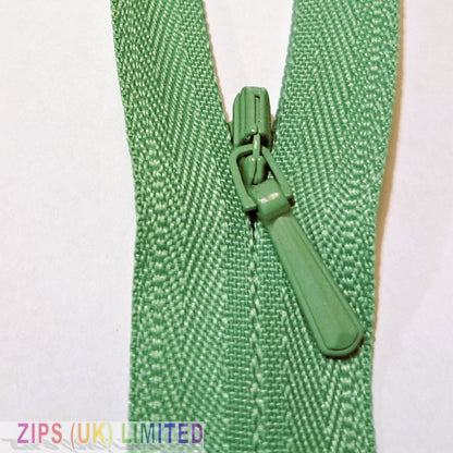 3CC Concealed Zips 56cm/22&quot;