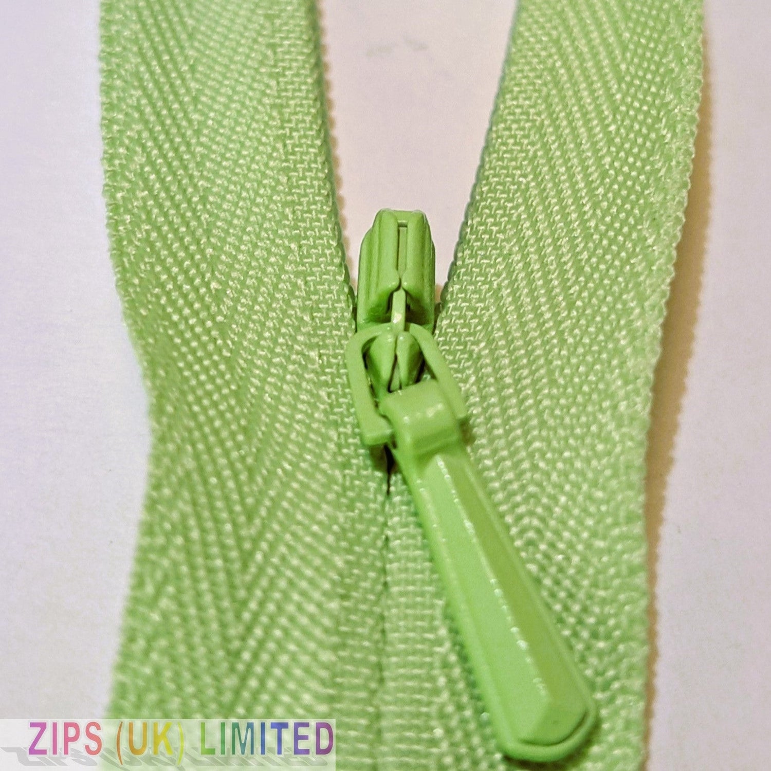 3CC Concealed Zips 23cm/9&quot;