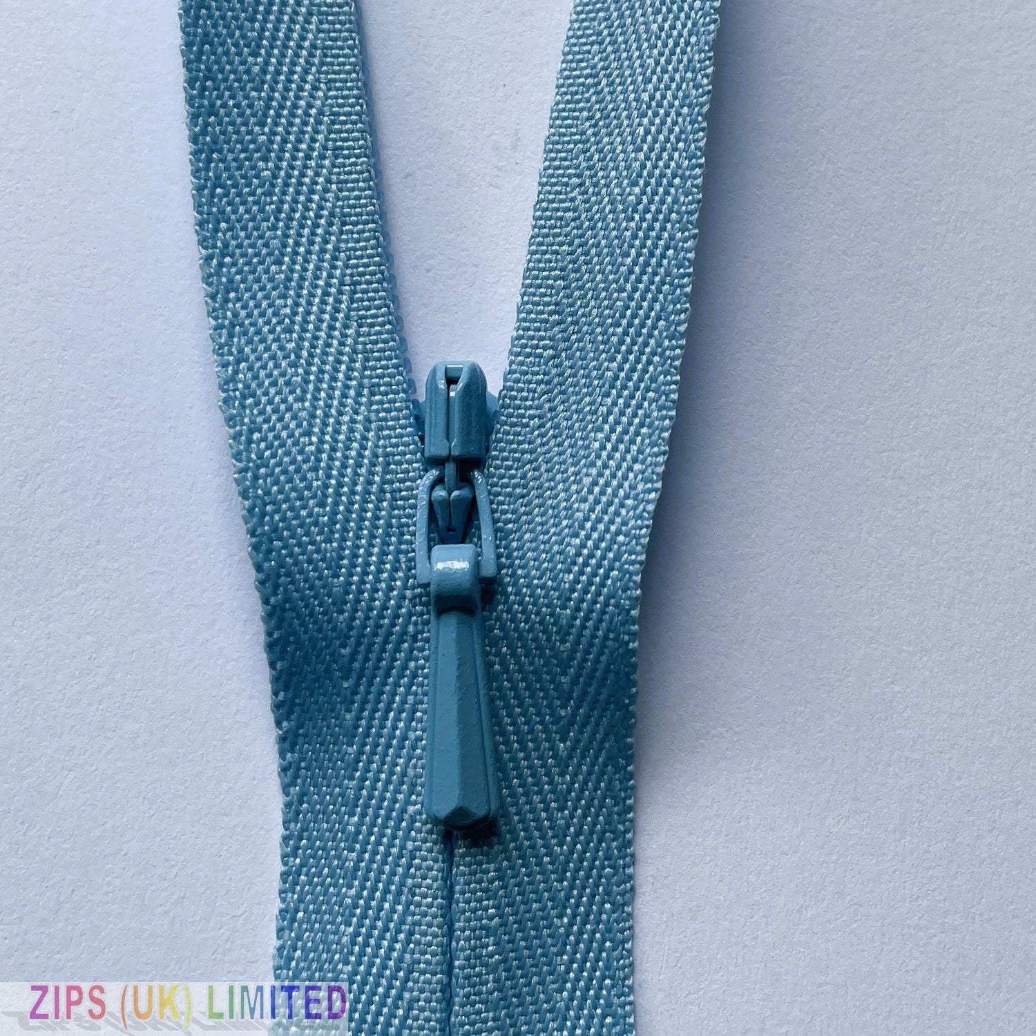 3CC Concealed Zips 23cm/9&quot;