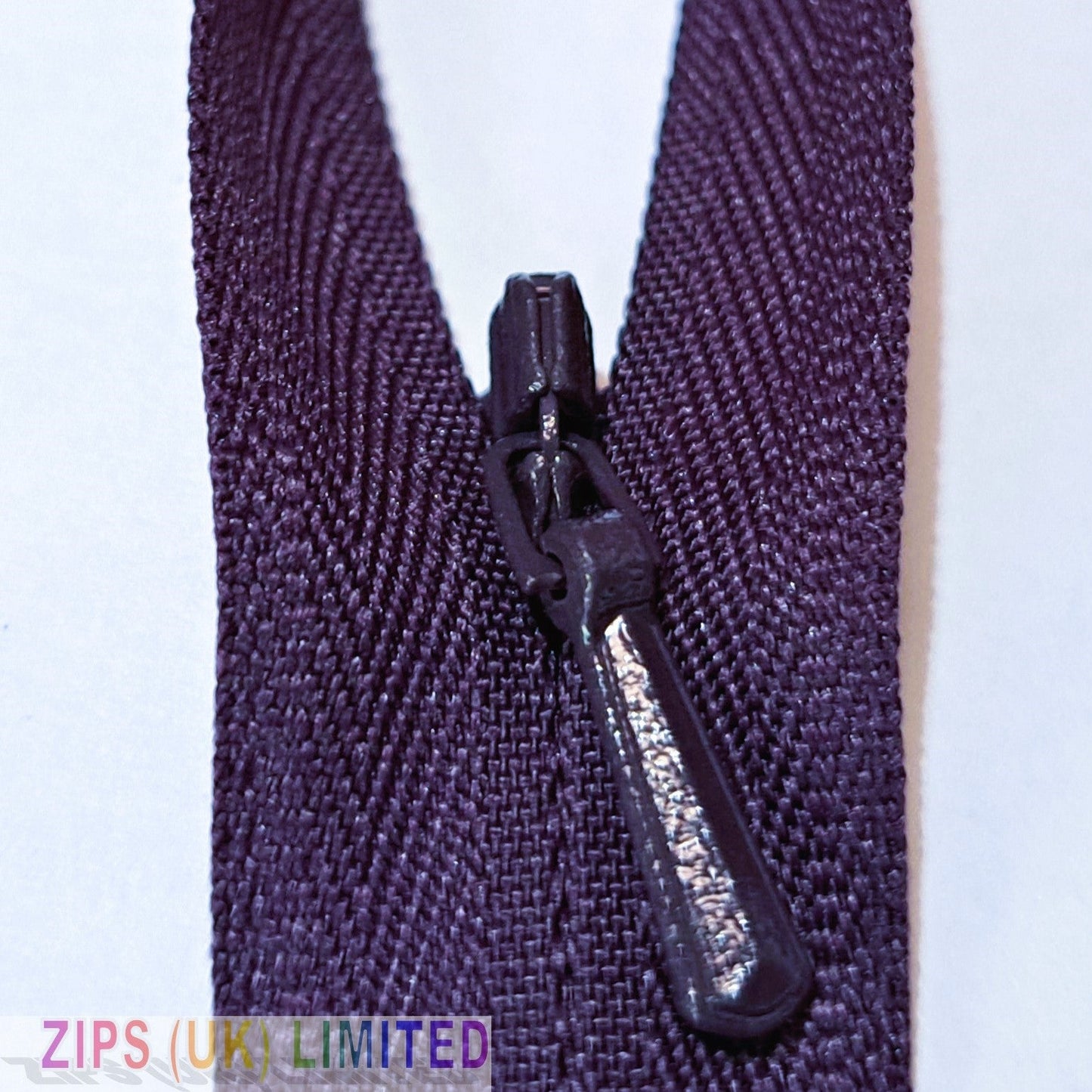 3CC Concealed Zips 23cm/9"